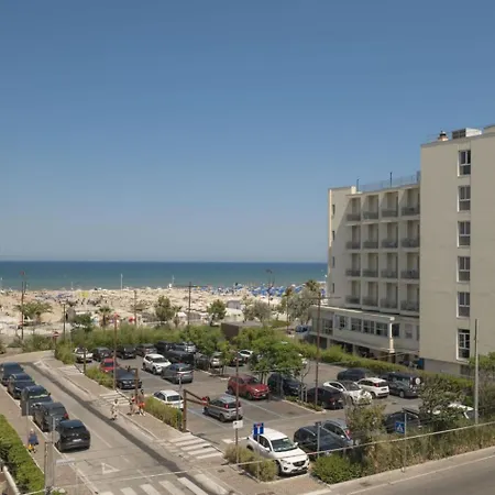 Global Hotell