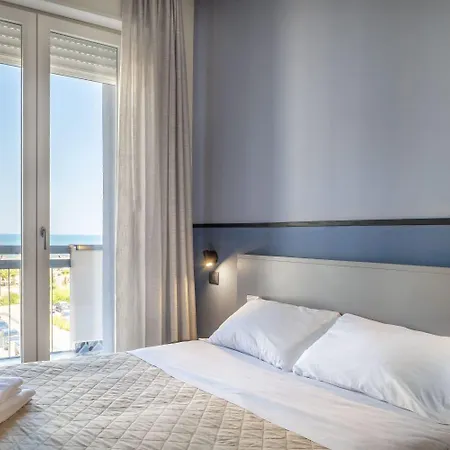Szálloda Global 3*